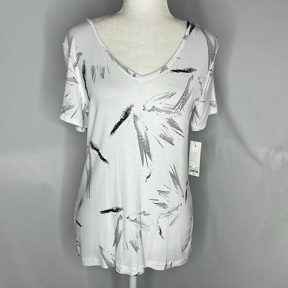 NWT apt 9 white printed t shirt - Picture 1 of 5